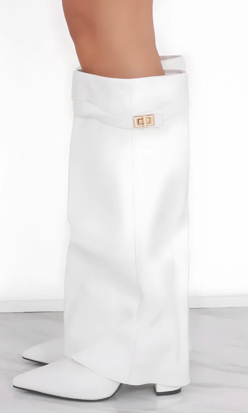 Daphne Straight Leather