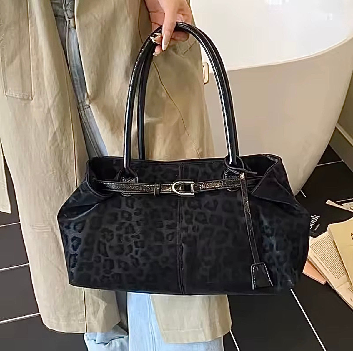 Leopard Shoulder bag